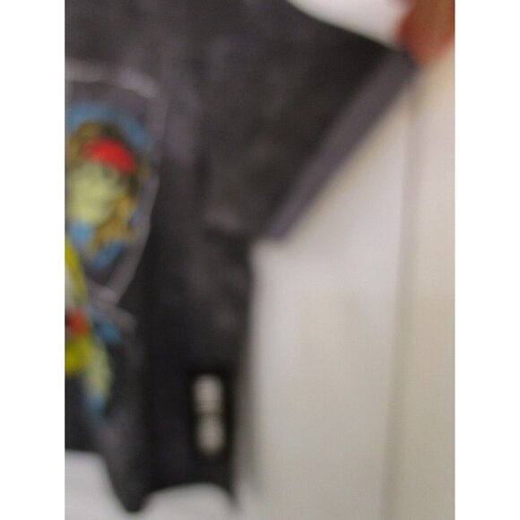 Guns N Roses T-shirt Graphics - Short Sleeve Gray - Women/Junior Size Small NWT - Picture 11 of 15